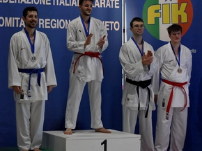 Sechsmal Edelmetall für Karate Mühlbach