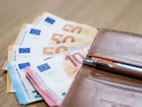 Österreicher spendeten 2024 wieder über eine Milliarde Euro