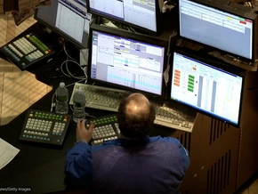 KI könnte innerhalb von zehn Jahren die meisten Jobs ersetzen – VIDEO