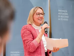 Land genehmigt Vorschlag für Änderung an Personalordnung