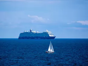 Katamaran in der Karibik mit 50 Passagieren gesunken