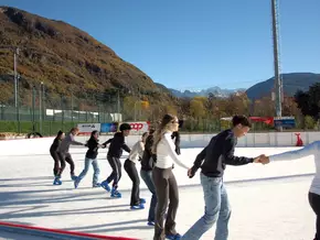 Auf die Kufen, fertig, los