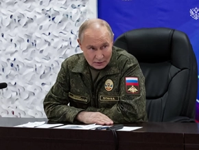 Putin bei Armeebesuch: Halten an unseren Kriegszielen fest