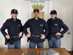 Polizei nimmt 56-Jährige wegen Drogenhandels fest