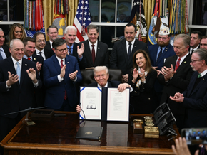 Trump beendet mit Unterschrift längsten US-“Shutdown”