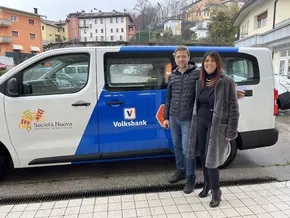 Erstes Elektroauto für solidarische Mobilität in Venetien übergeben