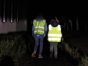 71 Prozent der Fußgänger bei Dunkelheit kaum sichtbar