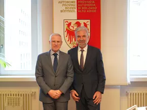 Präsident Schuler empfängt scheidenden Regierungskommissar Cusumano