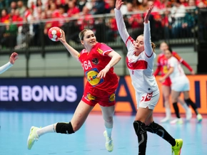 ÖHB-Frauen unterliegen bei WM Titelverteidiger Frankreich