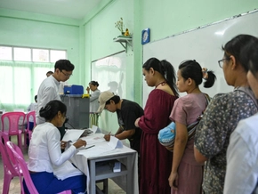 Umstrittene Parlamentswahl in Myanmar begonnen