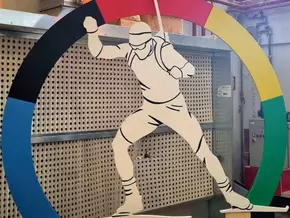 Zwei Kunstinstallationen angebracht: Bozen macht sich bereit für Olympia 2026