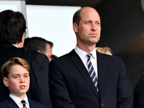 Prinz William kocht mit Sohn George für Obdachlose