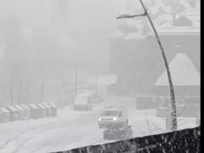 Rekordschnee hüllt Toskana-Ort in weiß