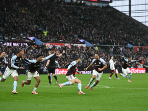 Arsenal verliert bei Aston Villa nach Last-Minute-Gegentor