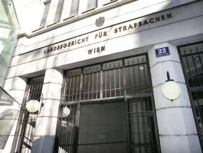 Zwei Jahre Haft für Steinwürfe von Wiener Straßenbrücke