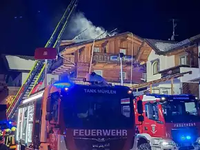 Weißenbach: Dachstuhlbrand in der Bachlerzone
