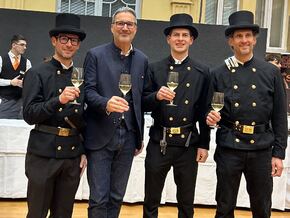 Wo ein Gruß mehr ist als ein Ritual