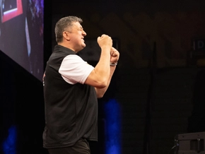 Suljovic erkämpft sich WM-Drittrundenduell mit Luke Littler