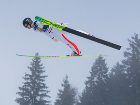 Prevc holt in Engelberg fünften Sieg in Folge – Schuster 5.