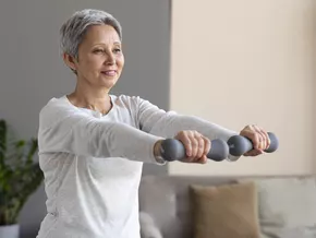 Ab 60 solltet ihr nicht nur spazieren gehen