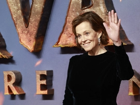 “Avatar”-Star Sigourney Weaver kann jetzt “besser schwimmen”