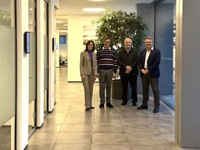 Vier neue Cargo-E-Bikes für „Bröseljäger“ zur Bekämpfung von Lebensmittelverschwendung