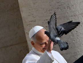 Papst Leo XIV. spendet Weihnachtssegen “Urbi et Orbi”