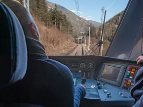 Bahnstrecke Bruneck-Franzensfeste wird barrierefrei wiedereröffnet