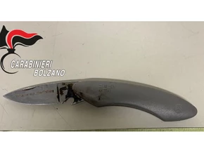 Brixen: Mann belästigt Gäste in Disco