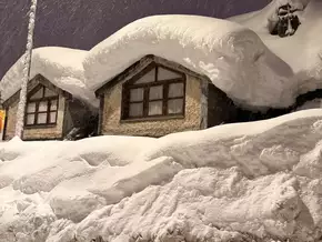 Italien: Häuser ächzen unter Schneelast