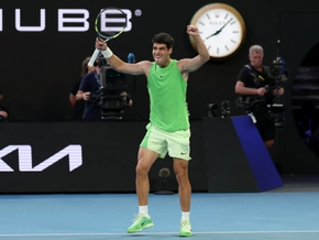 Alcaraz nach Fünfsatzkrimi gegen Zverev Melbourne-Finalist