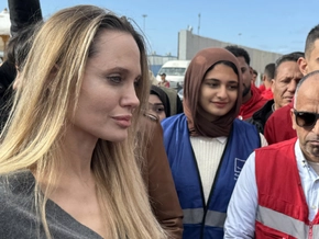 Angelina Jolie besucht Grenzübergang nach Gaza