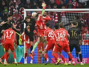 Erste Liga-Saisonpleite für Bayern - Heim-1:2 gegen Augsburg