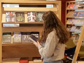 „Bücherwelten“ im Waltherhaus