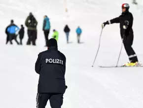 Deutscher Skifahrer [22] bei Sturz in Tirol tödlich verunglückt