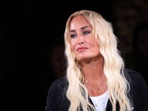 Sarah Connor im Dunkeln: “Liebe Grüße vom Stromausfall”