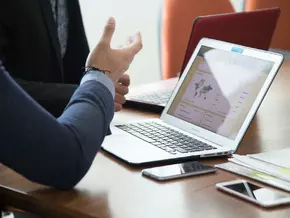 Neuer Lehrplan setzt auf digitale Kompetenz mit KI