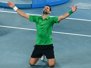 Djokovic bezwingt Sinner und trifft im Finale auf Alcaraz