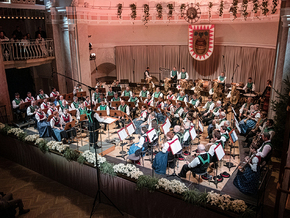 Festlicher Jahresauftakt mit den „Algundern“
