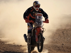 Tiroler Ebster bei Rallye Dakar nach Sturz out