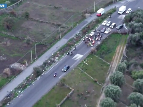 Illegales Pferderennen auf Sizilien - auf offener Straße - VIDEO