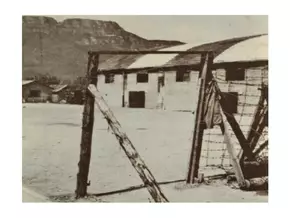 Reschenstraße Nr. 80: Fläche zum Ort des Gedenkens für die Opfer des Holocausts