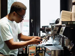 Beschäftigung wächst nur durch auswärtige Arbeitskräfte