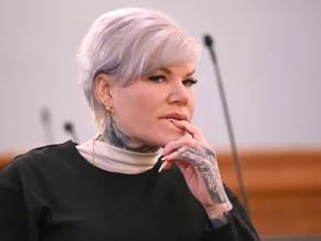 Melanie Müller ficht Urteil zu angeblichem Hitlergruß an