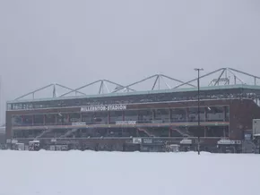 Zwei Ligaspiele in Deutschland wegen Schneetreibens abgesagt