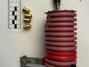 Mann schießt mit Schreckschusspistole auf Ortspolizei