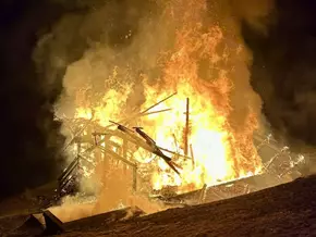 Lajen: Stadel bis auf die Grundmauern niedergebrannt