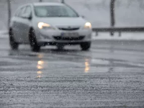 Glatteis sorgt für Stillstand im Norden der Niederlande