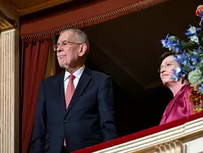 Opernball glänzt mit Bundespräsident und Vizekanzler