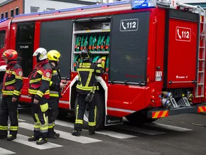 Das Land sucht 33 Feuerwehrleute